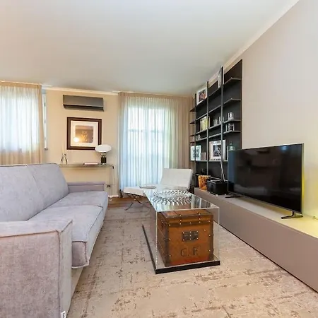 Splendido In Piazza San Carlo