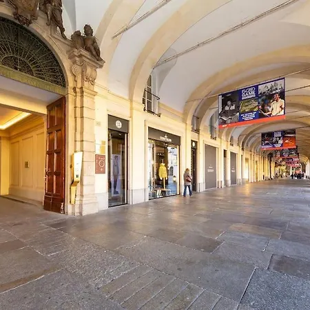 Splendido In Piazza San Carlo *