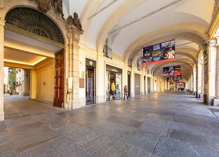 Splendido In Piazza San Carlo *